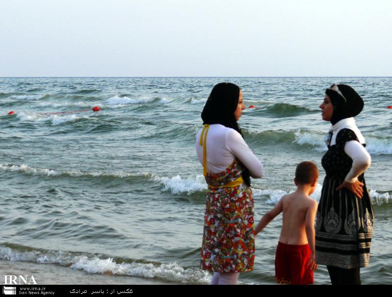 139207 815 عکسهای شنای مختلط زنان لبنانی در سواحل مدیترانه