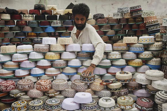  مغازه کلاه فروشی در کراچی پاکستان