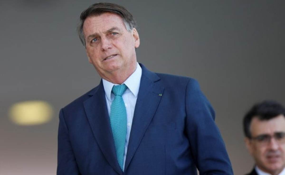 برزیل: راه ندادن رییس جمهوری به استادیوم فوتبال به خاطر نداشتن کارت واکسن