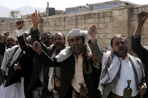 تظاهرات حامیان حوثی ها و علی عبدالله صالح رییس جمهور اسبق یمن علیه حملات عربستان به یمن – صنعا