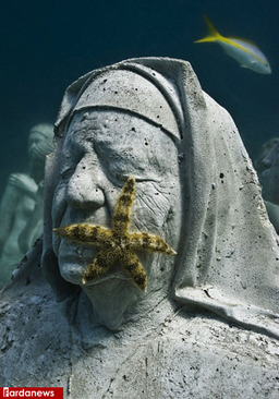 نخستین موزه زیر آب جهان (+عکس)