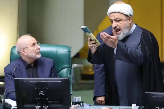 15 نکته درباره زندان رفتن رسایی 15 نکته درباره زندان رفتن رسایی