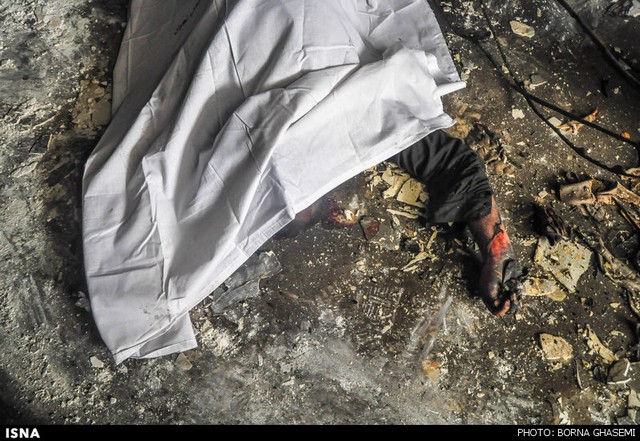آتش‌سوزی در مجتمع تجاری - تهران (عکس)