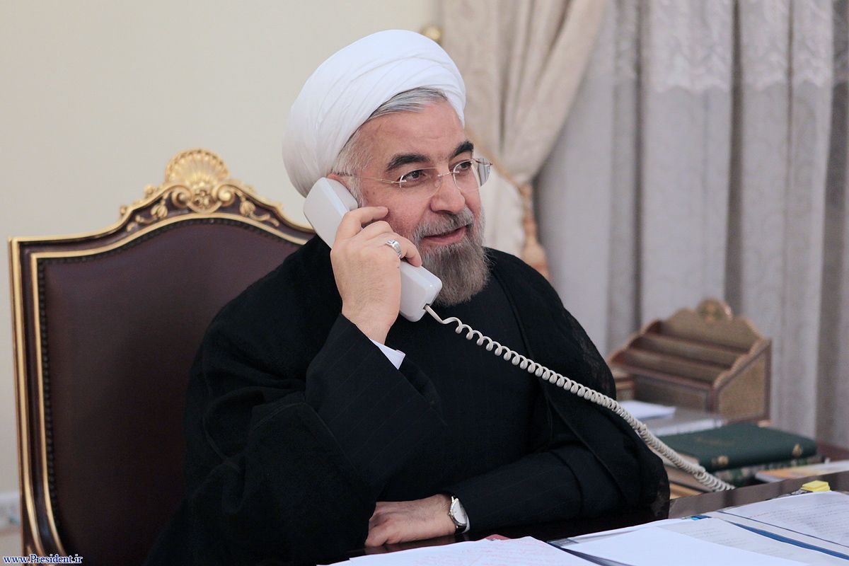 تبریک تلفنی رییس جمهور فرانسه به روحانی