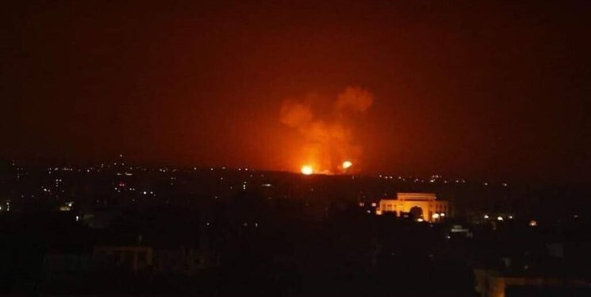حمله جنگنده‌های اسرائیل به جنوب دمشق/ سوریه: فرودگاه دمشق از دسترس خارج شد