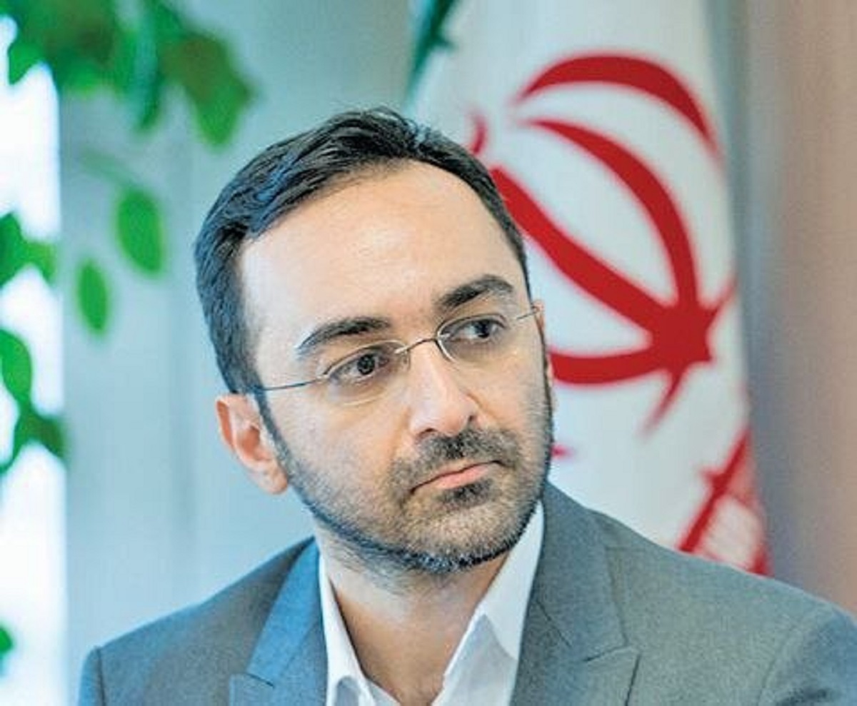 عضو اتاق بازرگانی تهران:
چاره‌ای جز تک نرخی کردن ارز نداریم