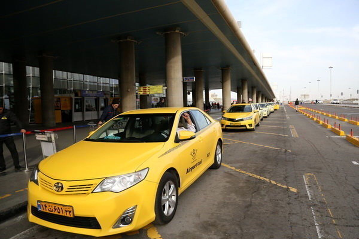 چرا ورود تاکسی‌های اینترنتی به فرودگاه امام خمینی (ره) ممنوع شد؟