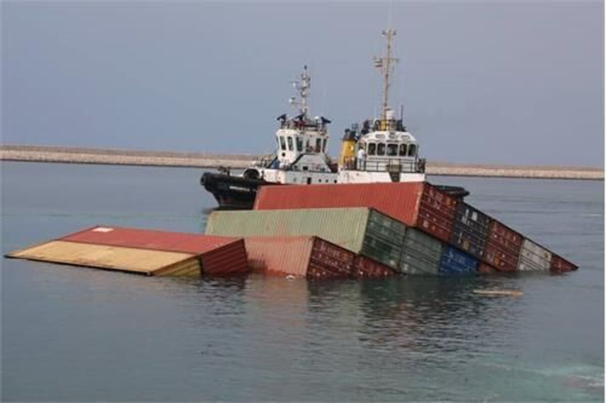 واژگونی کشتی تانزانیایی در عسلویه