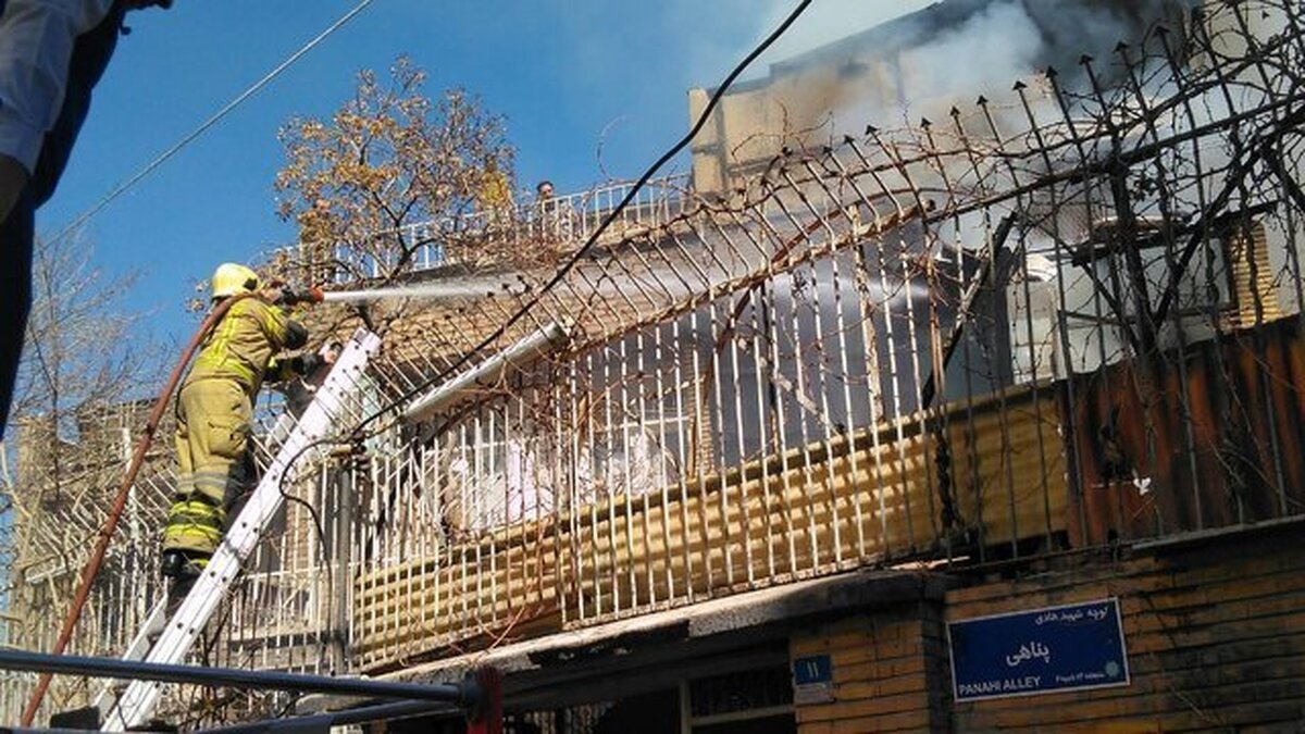 انفجار مرگبار مواد محترقه در خیابان انقلاب/ 4 نفر کشته شدند