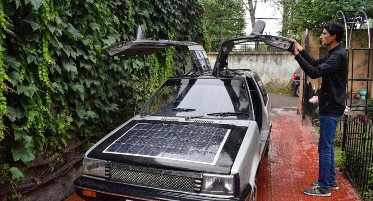 تصاویر خودرو ۵۰۰ میلیون تومانی بالدار/ ماشین اتوماتیک خورشیدی آقای معلم را ببینید