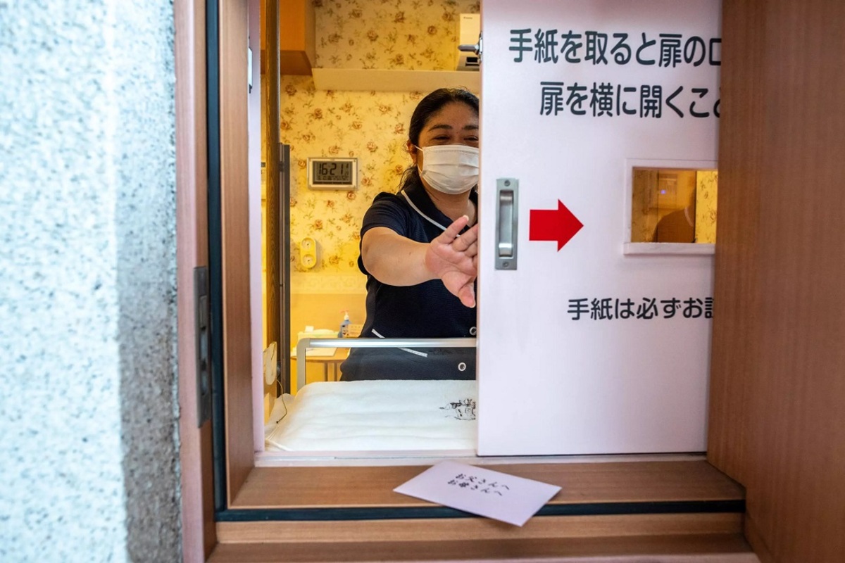 ببینید| در ژاپن مادرانی که بچه‌هایشان را نمی‌خواهند داخل این اطاقک‌ها می‌گذارند