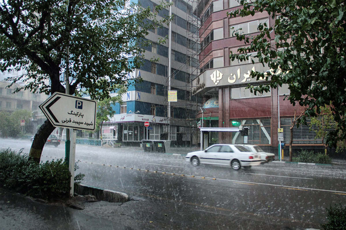 هشدار هواشناسی: بارش‌های رگباری در تهران از یکشنبه/ خطر سیلابی شدن رودخانه‌های فصلی/ مردم از حاشیه رود‌ها فاصله بگیرند