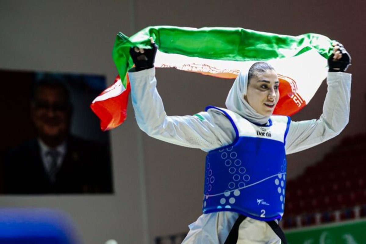 پیروزی ناهید کیانی مقابل قهرمان جهان و المپیک در گرندپری پاریس
