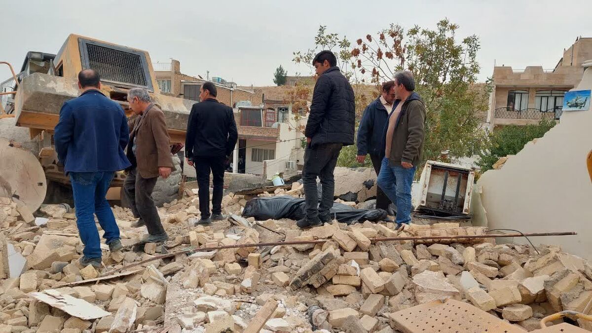 یک کشته بر اثر ورود لودر به یک منزل مسکونی در بومهن تهران