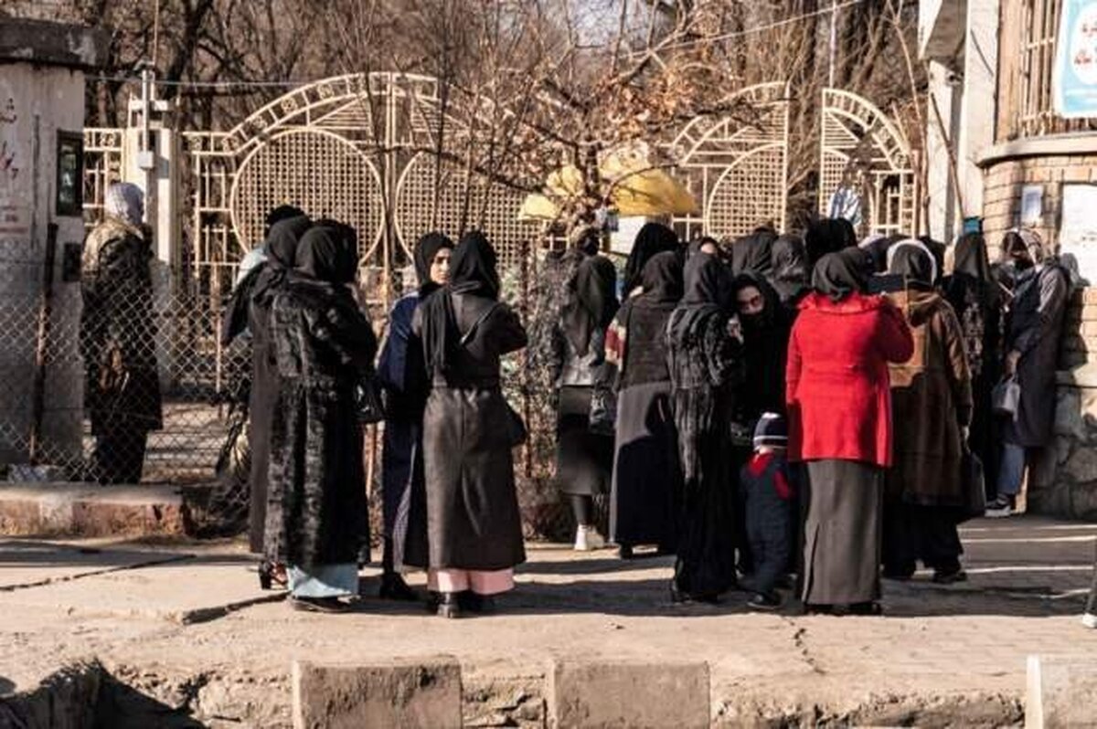 دختران در افغانستان امروز با درهای بسته دانشگاه‌ها روبرو شدند