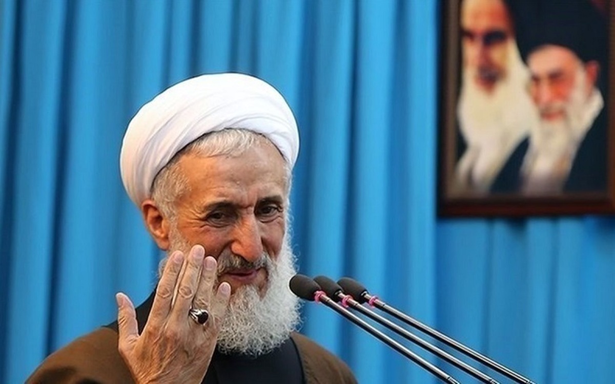 امام جمعه موقت تهران: دختران در ایران جایگاهی دارند که در هیچ جای دنیا ندارند