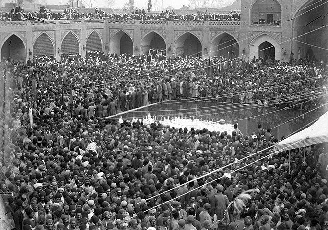 تصویری از مراسم عزاداری محرم در تکیه دولت تصویری از مراسم عزاداری محرم در تکیه دولت